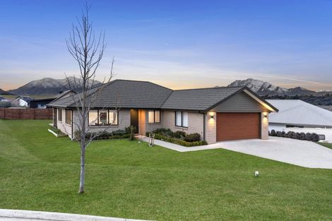 Photo of property in 6 Avalanche Place, Wanaka, 9305