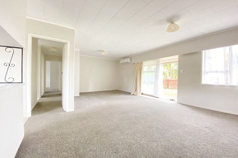Photo of property in 2/30 Daytona Road, Henderson, Auckland, 0610