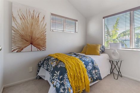 Photo of property in 2b Hall Avenue, Mangere, Auckland, 2022