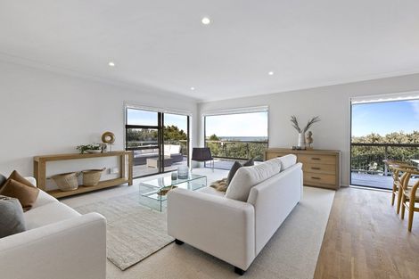 Photo of property in 1/57 Gulf View Road, Murrays Bay, Auckland, 0630
