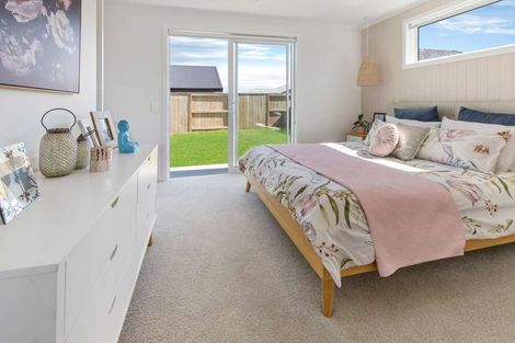 Photo of property in 29 Kotiate Street, Papamoa Beach, Papamoa, 3118