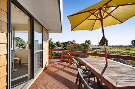 Photo of property in 15b Jade Place, Bell Block, New Plymouth, 4312