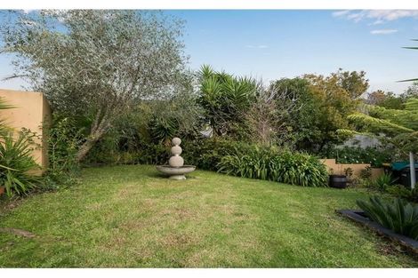 Photo of property in 29 Bert Wilson Place, Cockle Bay, Auckland, 2014