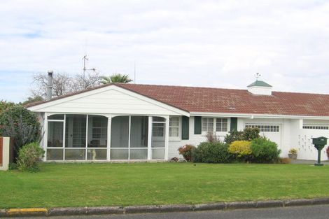 Photo of property in 12a Whitaker Street, Otumoetai, Tauranga, 3110