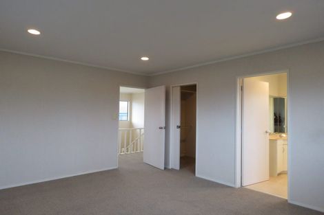 Photo of property in 8 Dunn Place, Farm Cove, Auckland, 2010