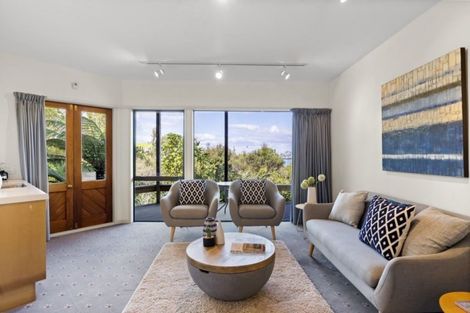 Photo of property in 117 Onetaunga Road, Chatswood, Auckland, 0626