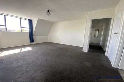 Photo of property in 4/43 Brockworth Place, Riccarton, Christchurch, 8011