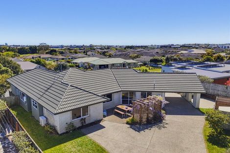 Photo of property in 111 Milne Drive, Paraparaumu, 5032