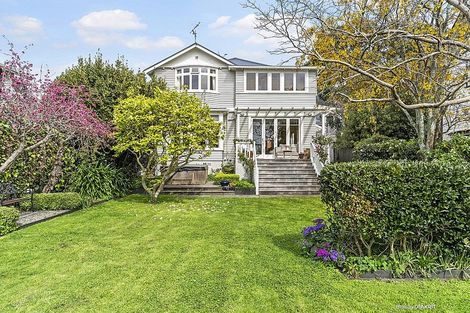 Photo of property in 56a Hobson Street, Thorndon, Wellington, 6011