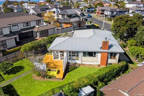Photo of property in 30 Devon Road, Bucklands Beach, Auckland, 2012