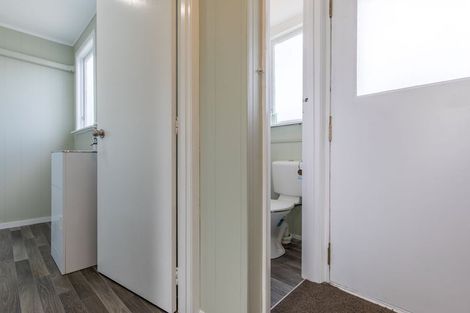 Photo of property in 123 Te Rangitautahanga Road, Turangi, 3334