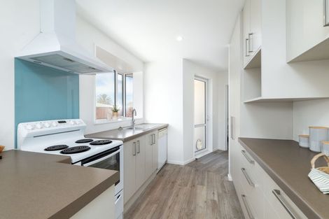 Photo of property in 30 Woodgrove Avenue, North New Brighton, Christchurch, 8083