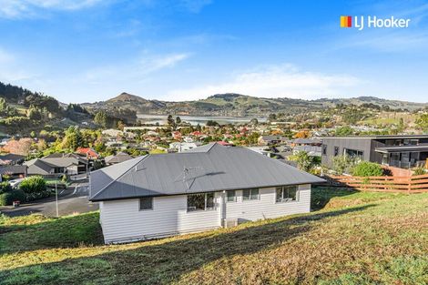 Photo of property in 17 Glendermid Close, Sawyers Bay, Port Chalmers, 9023