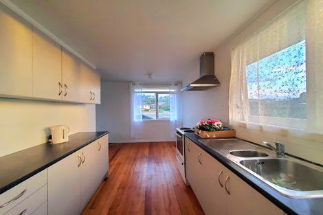 Photo of property in 15 Whiteman Road, Kawakawa, 0210