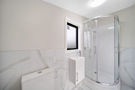 Photo of property in 4 Convair Crescent, Mangere, Auckland, 2022