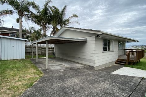 Photo of property in 2/167 Royal Road, Massey, Auckland, 0614