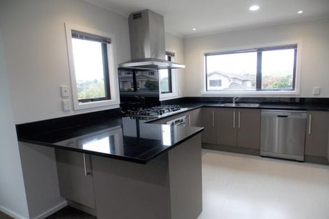 Photo of property in 8 Tongariro Drive, Aotea, Porirua, 5024