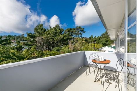 Photo of property in 18 Glen Alton Avenue, Paparangi, Wellington, 6037