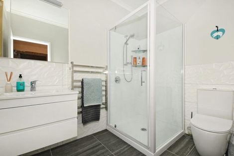 Photo of property in 429 Waikiekie Road North, Waiotira, 0193