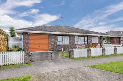 Photo of property in 15 Cook Street Foxton Horowhenua District