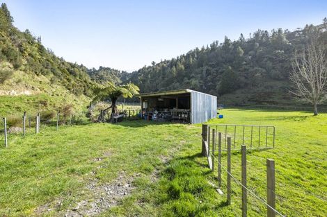Photo of property in 186 Uruti Road, Uruti, Urenui, 4378