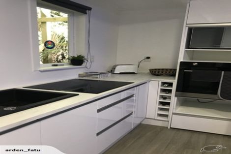 Photo of property in 160 Laingholm Drive, Laingholm, Auckland, 0604