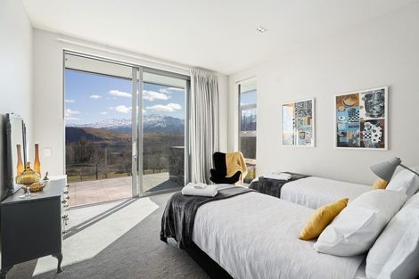 Photo of property in 16 Hayes View Lane, Lake Hayes, Queenstown, 9371