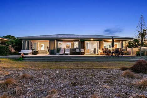 Photo of property in 185a Oceanbeach Road, Mount Maunganui, 3116