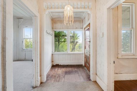 Photo of property in 5 Porter Crescent, Helensville, 0800