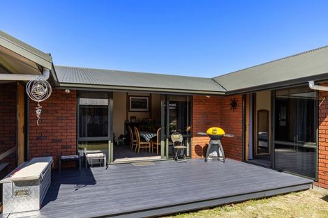 Photo of property in 16 De Castro Drive, Blenheim, 7201