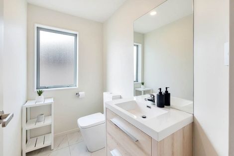 Photo of property in 14a Kotuku Street, Te Atatu Peninsula, Auckland, 0610