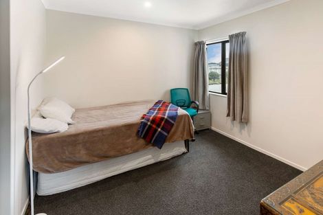 Photo of property in 21 Story Street, Foxton Beach, Foxton, 4815