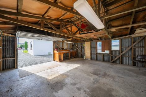 Photo of property in 6 Helena Street, Lumsden, 9730