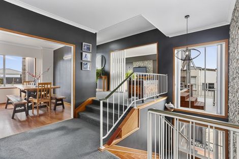 Photo of property in 11 Hadfield Street, Beach Haven, Auckland, 0626