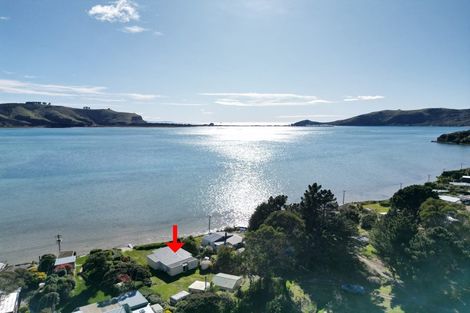 Photo of property in 108 Otakou Golf Course Road, Otakou, Dunedin, 9077