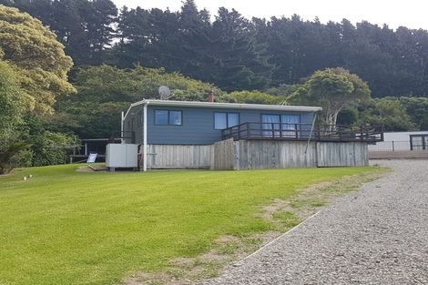 Photo of property in 14 Bolton Place, Hicks Bay, Tikitiki, 4087