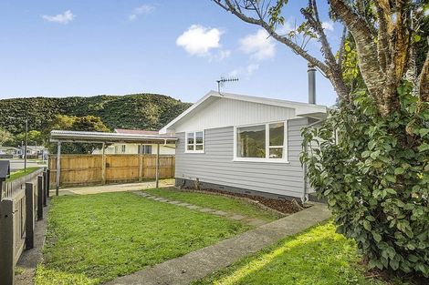 Photo of property in 59 Parenga Street, Wainuiomata, Lower Hutt, 5014