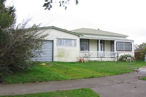 Photo of property in 9 Perrin Place, Kelvin Grove, Palmerston North, 4414
