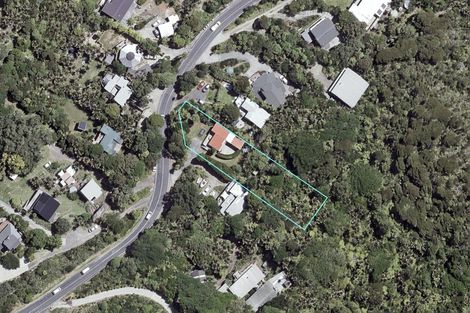 Photo of property in 30 Piha Road, Piha, New Lynn, 0772