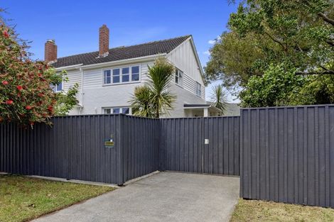 Photo of property in 1/87 Cambridge Terrace, Waterloo, Lower Hutt, 5011
