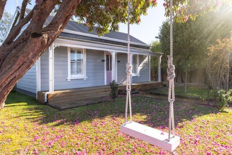 Photo of property in 234 Main Street, Greytown, 5712