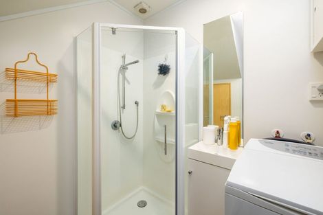 Photo of property in 25 Hawkhurst Road, Lyttelton, 8082