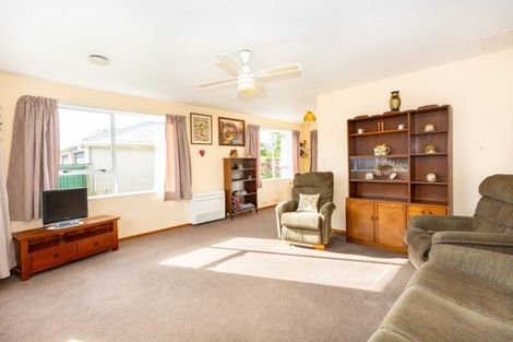 Photo of property in 2/18 Lincoln Road, Hillmorton, Christchurch, 8024