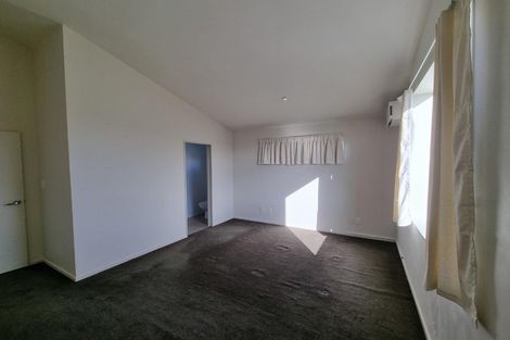 Photo of property in 63 Sheridan Terrace, Johnsonville, Wellington, 6037