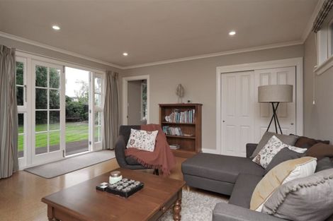 Photo of property in 26 Alpha Avenue, Strowan, Christchurch, 8052