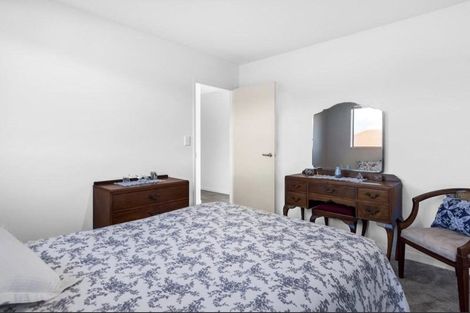 Photo of property in 22 Raptor Way, Welcome Bay, Tauranga, 3175