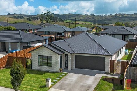 Photo of property in 60 Harriet Johnston Drive, Pokeno, 2402