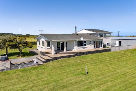 Photo of property in 1397 Meremere Road, Ohangai, Hawera, 4672