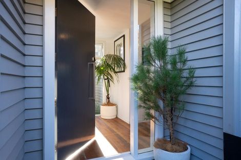 Photo of property in 49 Regina Street, Westmere, Auckland, 1022