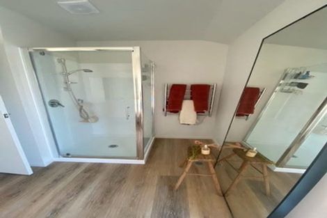 Photo of property in 1117e High Street, Taita, Lower Hutt, 5011